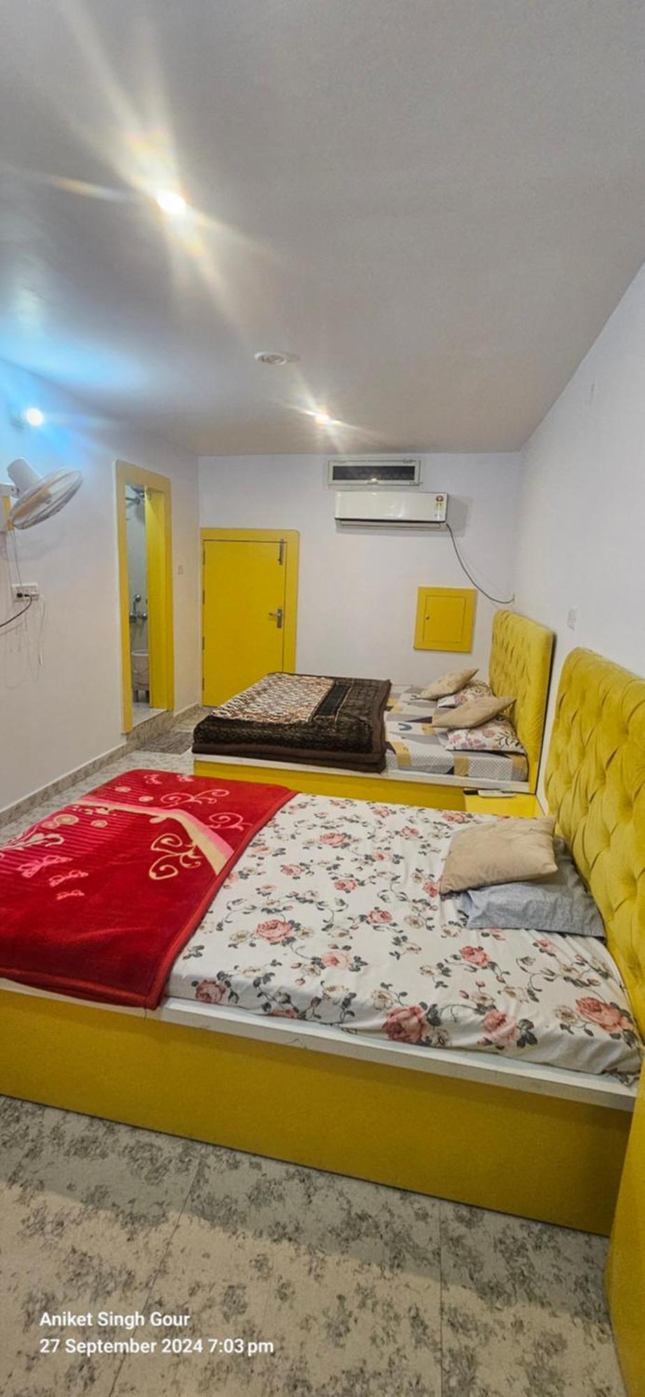 Sunset Backpackers Hostel Орчха Экстерьер фото