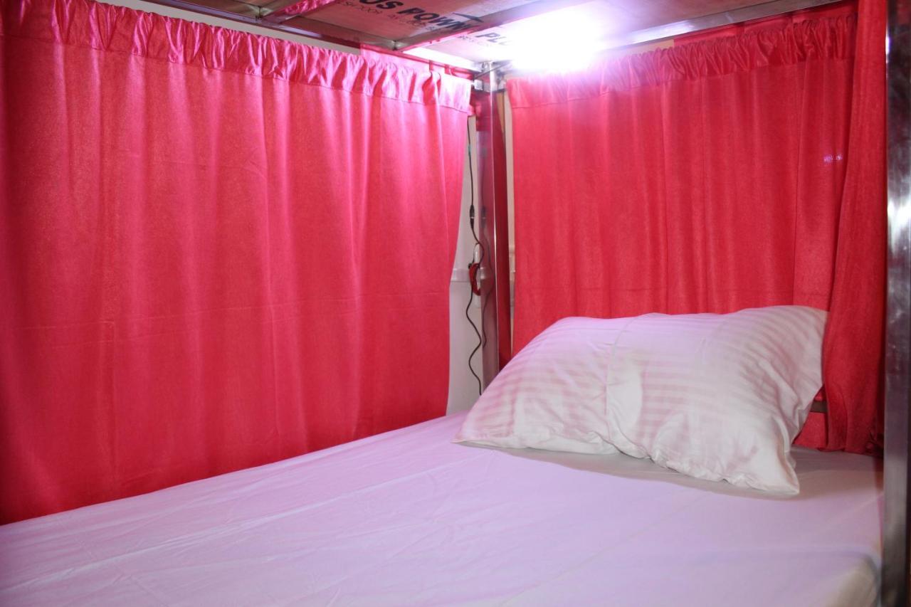 Sunset Backpackers Hostel Орчха Экстерьер фото